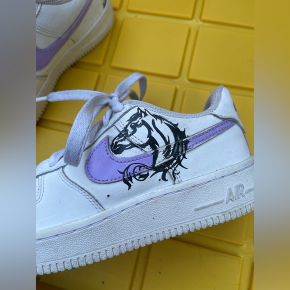 Nike air forces size 4.5 - Picture 3 of 6